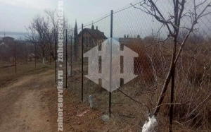Забор из сетки рабицы с арматурой 72 метра