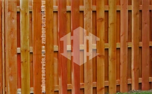 Забор деревянный штакетник шахматка 45 метров