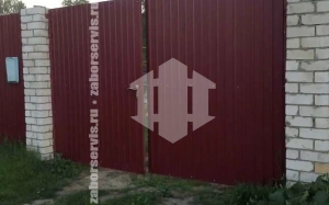 Забор из профнастила с воротам 57 метров