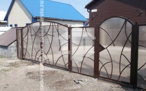 Забор из поликарбоната секционный 30 метров