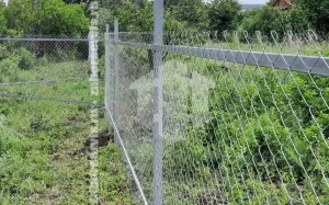 Забор из сетки рабицы на профильном каркасе 58 метров