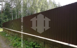 Забор из профнастила на ленточном фундаменте 150 метров