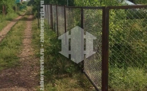 Забор из сетки рабицы секциями 99 метров