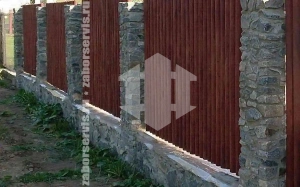 Каменно-деревянный забор 50 метров