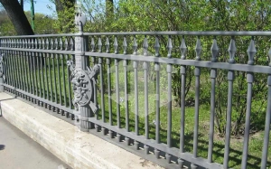 Декоративный металлический забор 100 метров