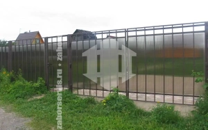 Забор из поликарбоната секционный 80 метров