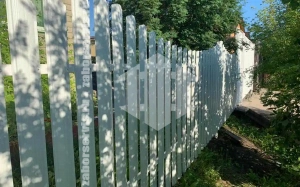 Забор из металлического штакетника оцинкованный 95 метров