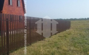 Забор из евроштакетника с забивными столбами 108 метров