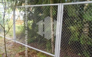 Забор из сетки рабицы в натяг секционный 15 метров