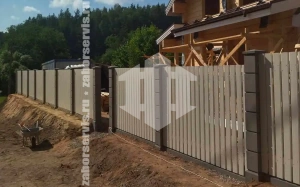 Забор из деревянного штакетника 95 метров