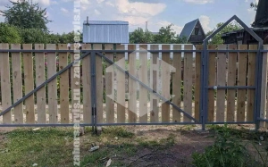 Забор из деревянного штакетника 65 метров