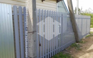 Забор из металлического штакетника оцинкованный 60 метров