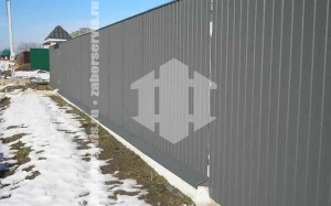 Забор из профнастила 64 метра серый