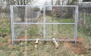 Забор из сетки рабицы в натяг с протяжкой арматуры 200 метров
