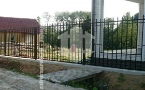 Сварной забор на ленточном фундаменте 65 метров