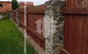 Каменно-деревянный забор 55 метров