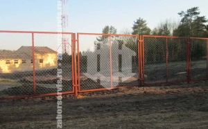Забор из сетки рабицы в натяг секционный 90 метров
